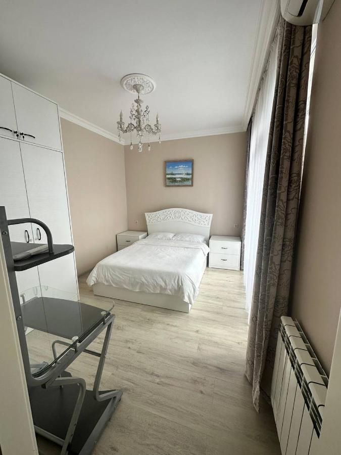 Apartment 7 Batumi Luaran gambar